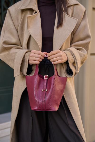 Vegan Basket Bag With Lock Accessory Claret Red