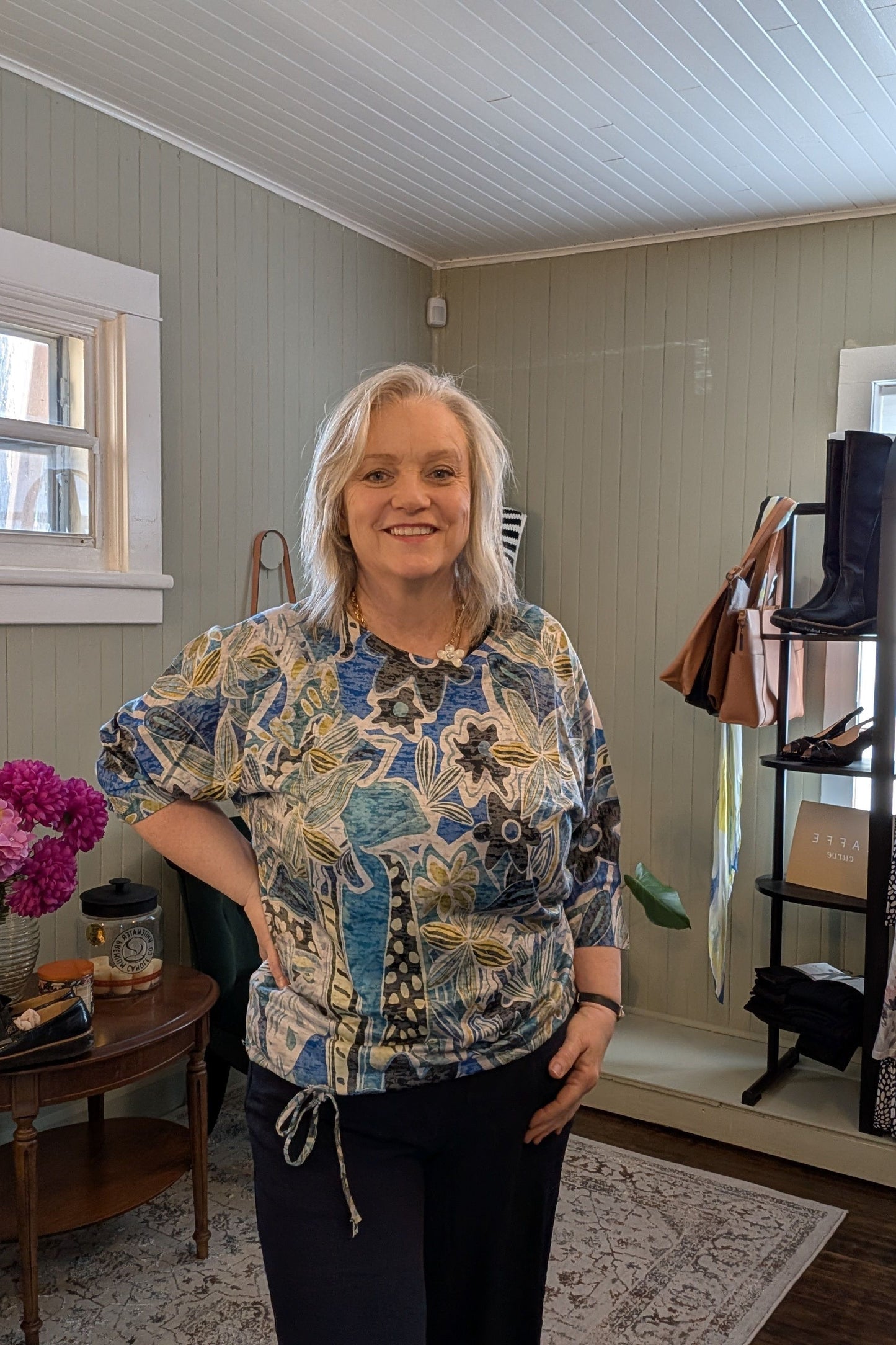 Dolman Sleeve Abstract Print 3/4 Sleeve Tee