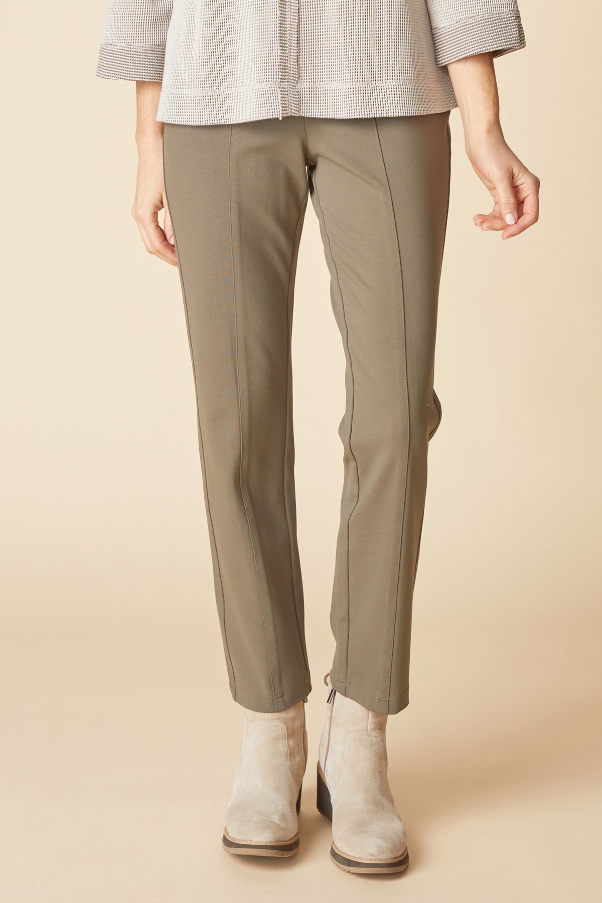 Women's Seamed Pocket Pant in Umber Green by Habitat Clothing