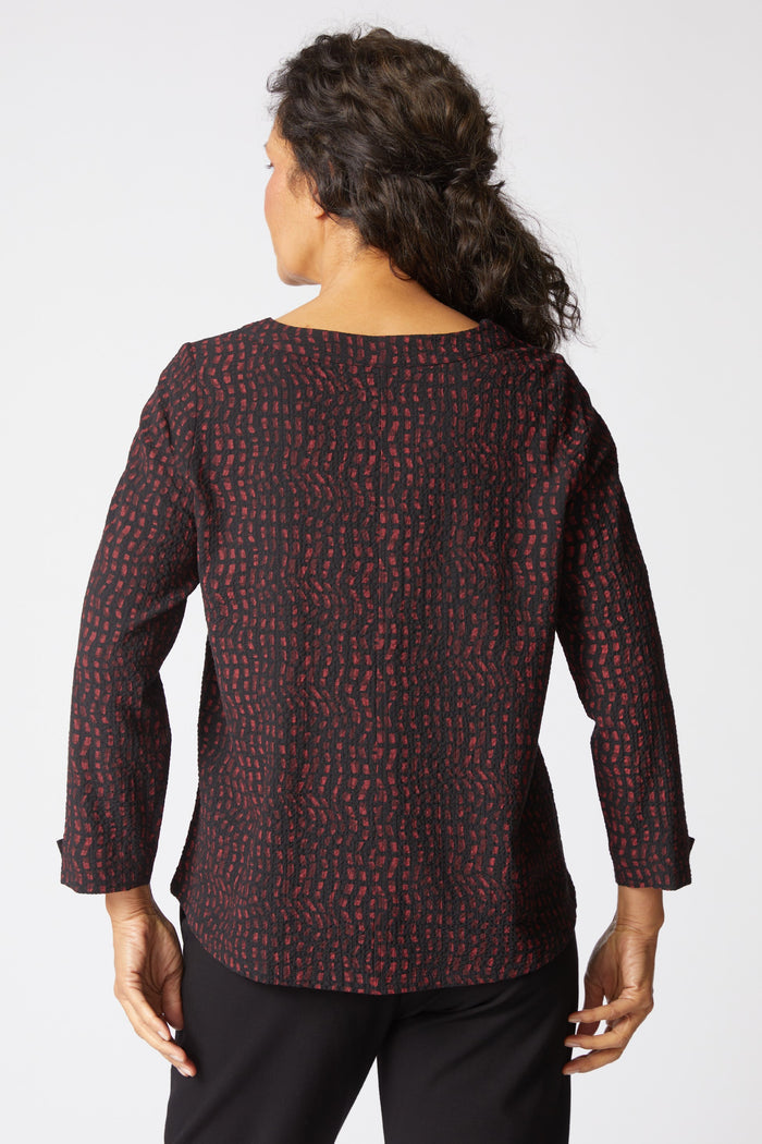 Women's Pucker Weave Mosaic Print Button Pullover Top in Wine by Habitat
