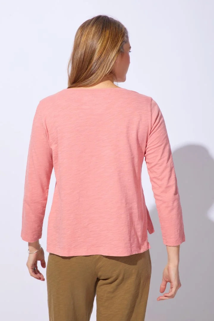 Chilly Cat in Rose Women's Boxy T-Shirt in Rose - Escape by Habitat