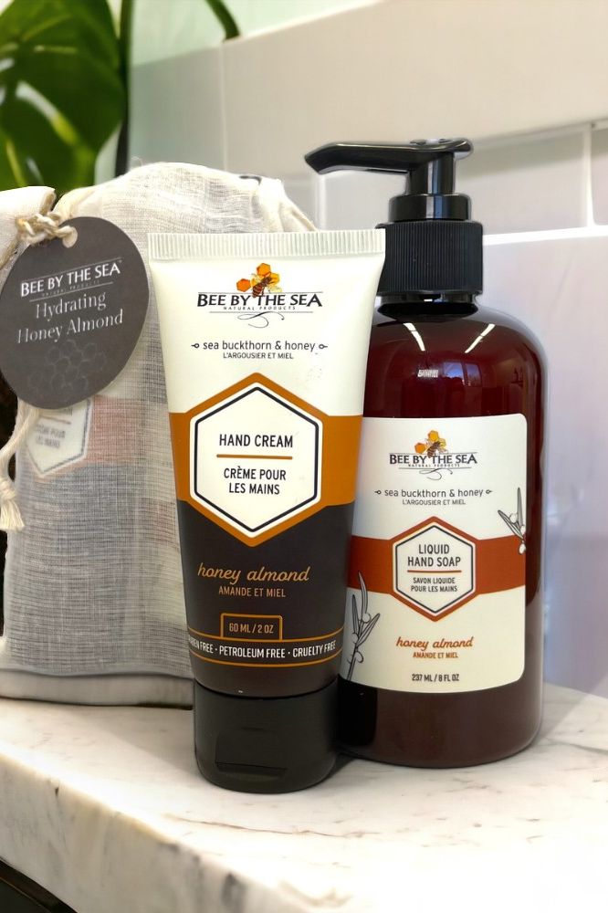 Bee By The Sea Hand Care Gift Set in Hydrating Honey Almond